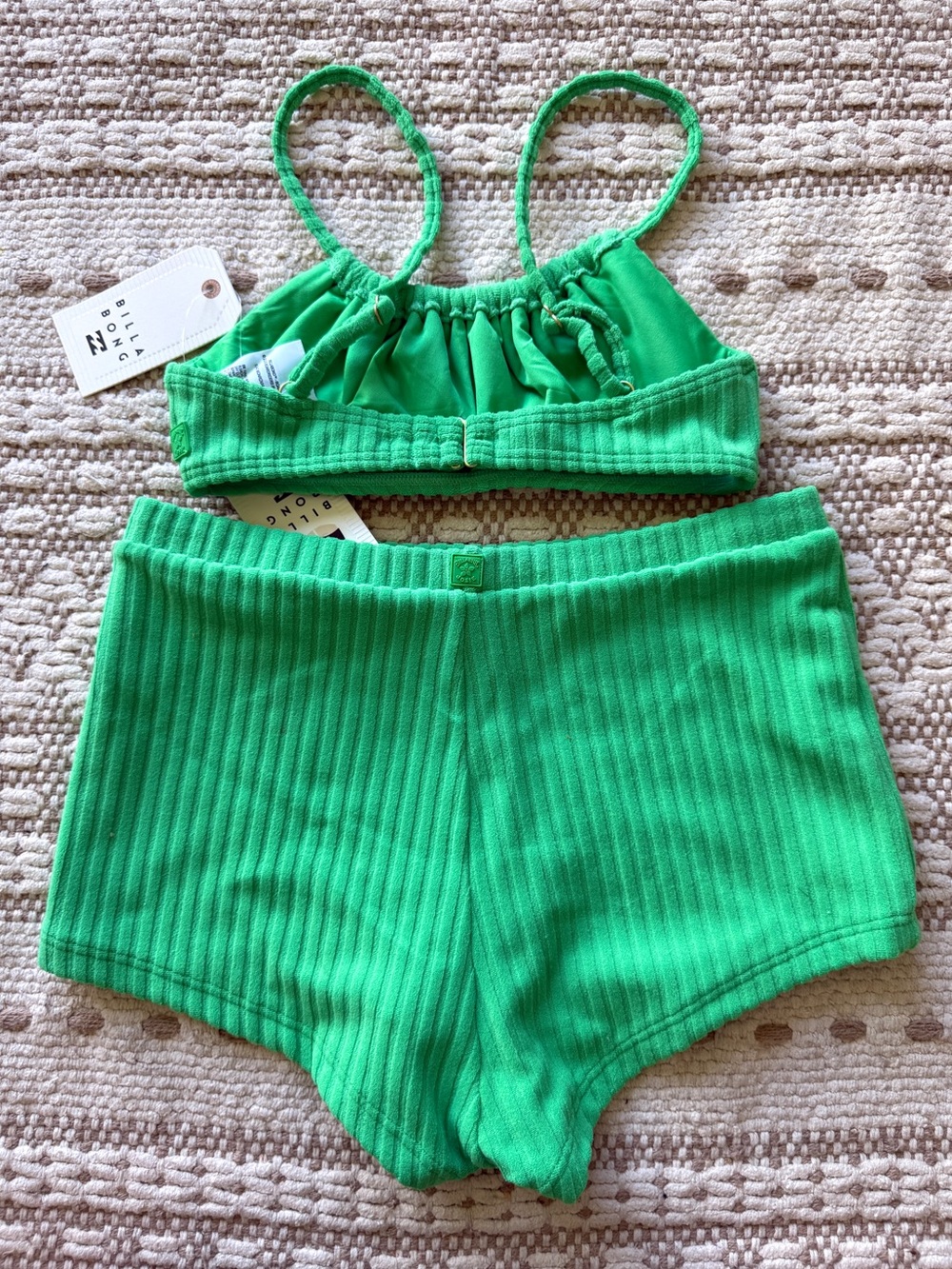 π₯π₯BILLABONG - JOSIE IN THE LOOP MILA BRALETTE BOYSHORT BIKINI SETπ₯π₯ - Picture 8 of 13